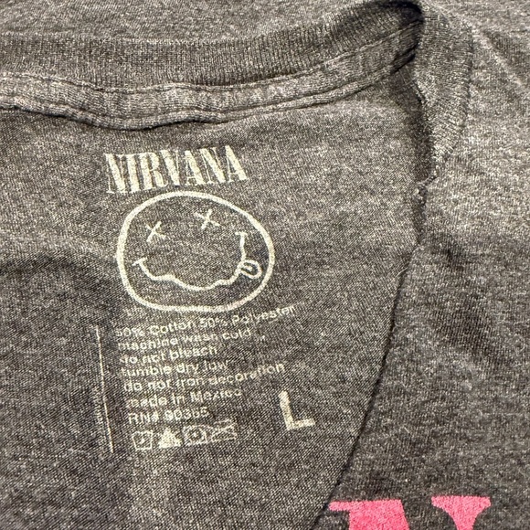 NIRVANA Gray Short Sleeve Tee Graphic Design - Picture 3 of 3